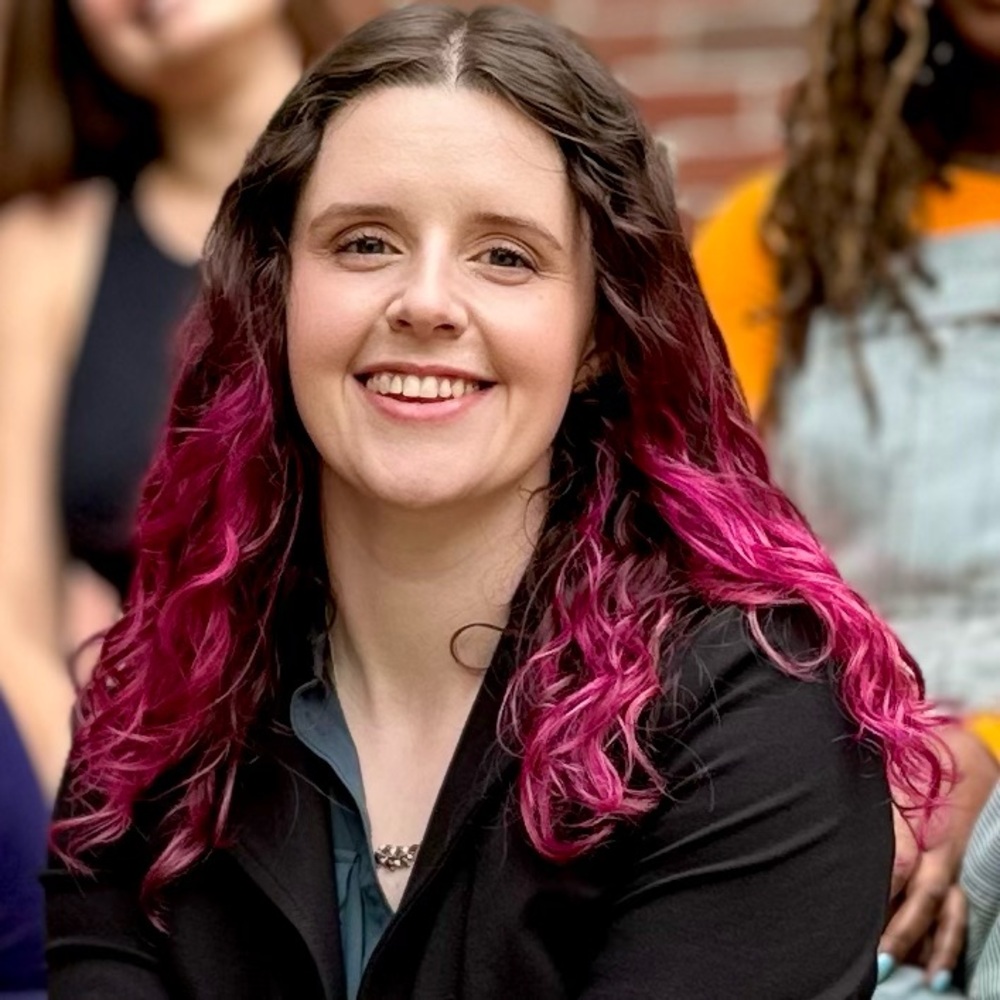Meet your Posher, Alicia